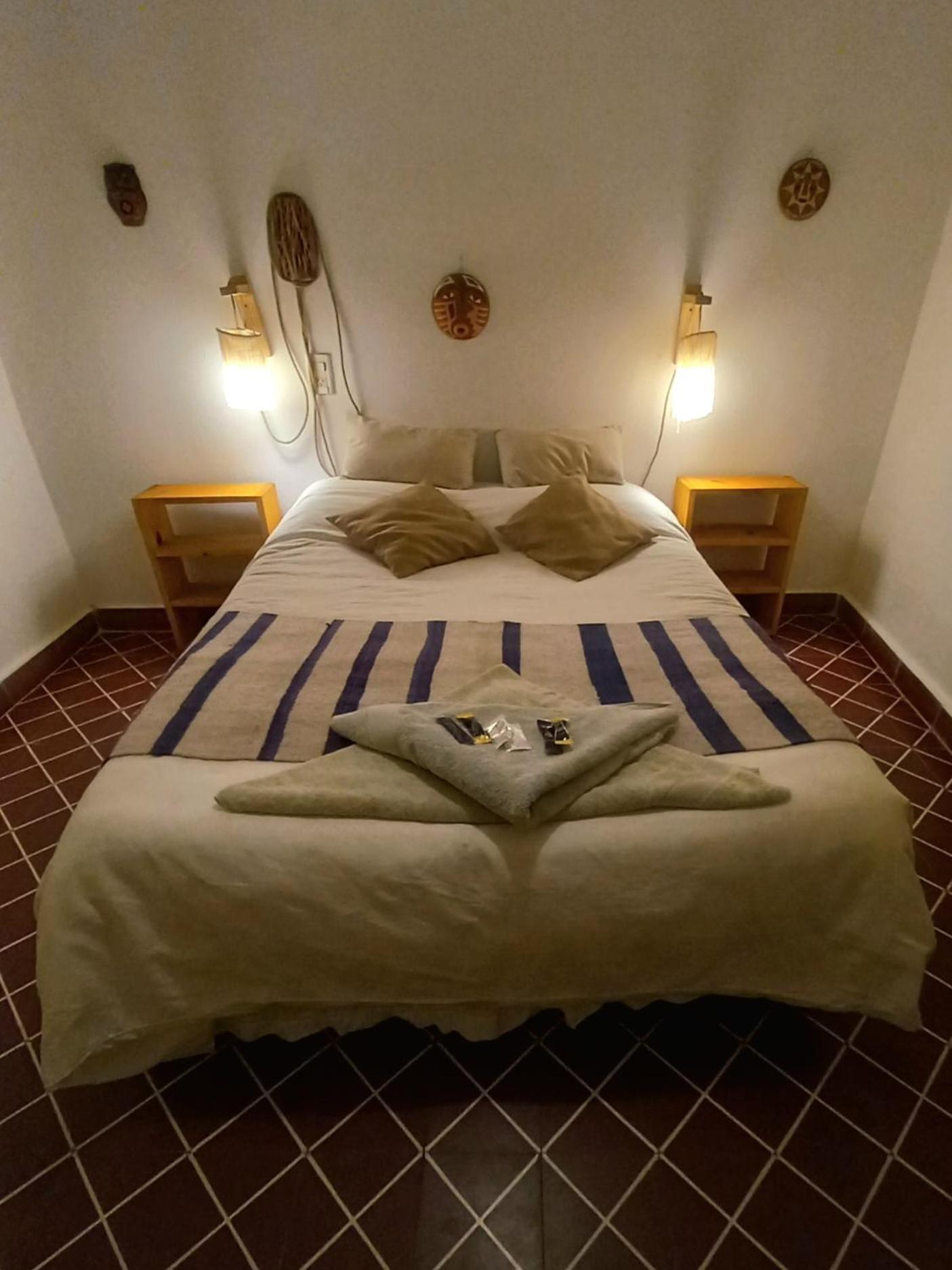 Hostal Amalaya Panzió Humahuaca Kültér fotó